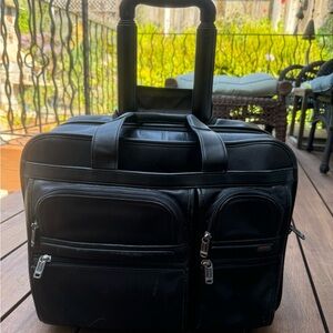 Tumi Expandable 2 Wheeled Carry-On Black Leather model #96103D4
